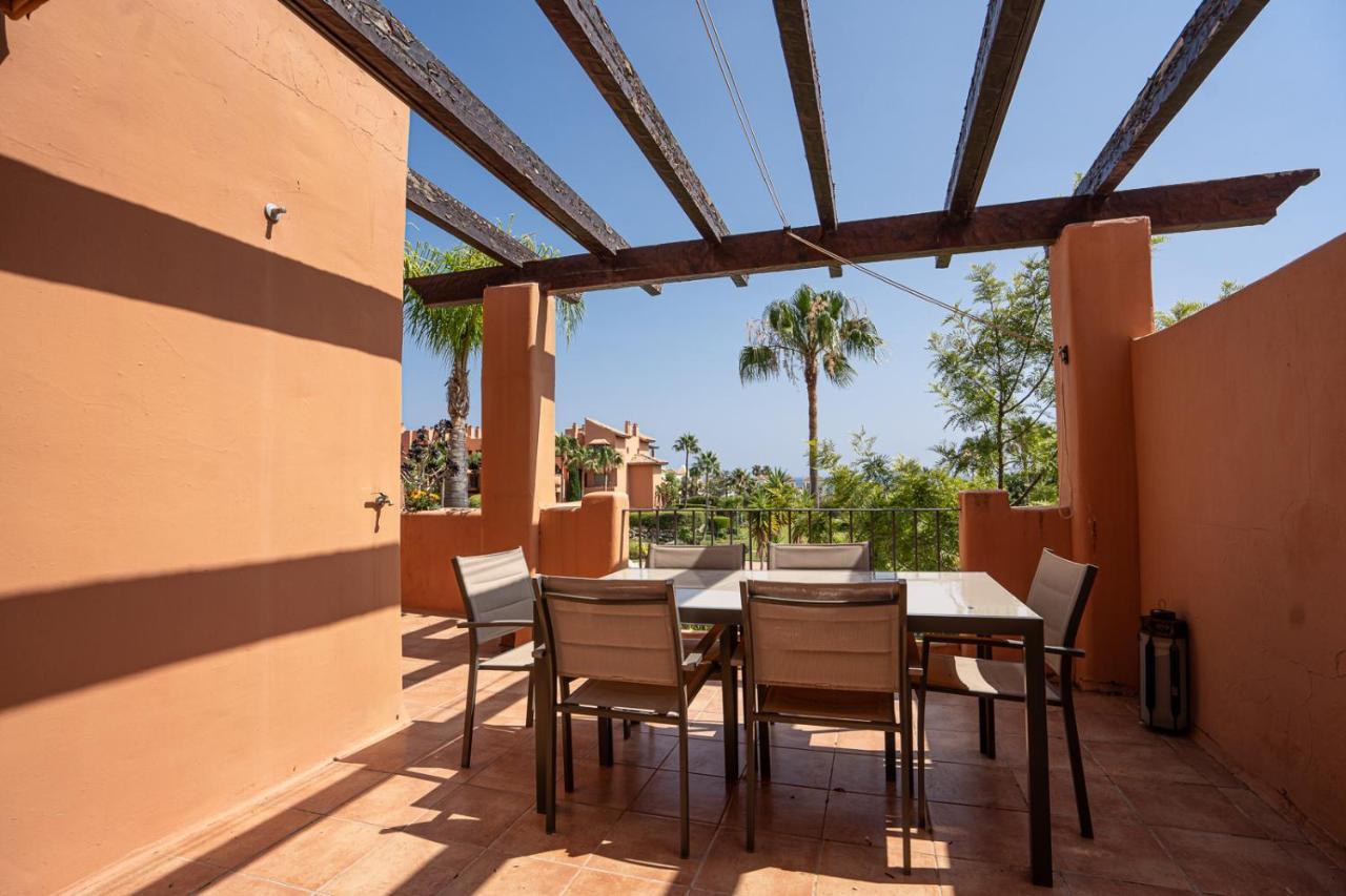 El Sol Sotoserena 2 Bedroom Apartment Estepona Buitenkant foto